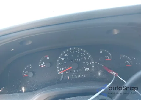 2003 Ford E-150 Commercial/Recreational from USA, damaged, VIN 1FTRE14W23HB17677